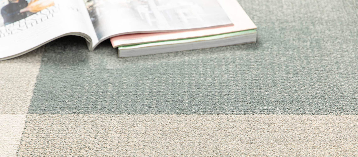 Начало продаж ковров Resist и Reverie